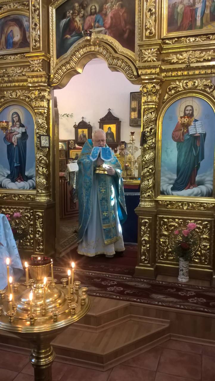С праздником Покрова Пресвятой Богородицы!